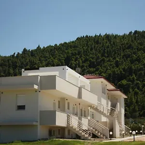 https://be-happy-apartments.hotelschalkidiki.net